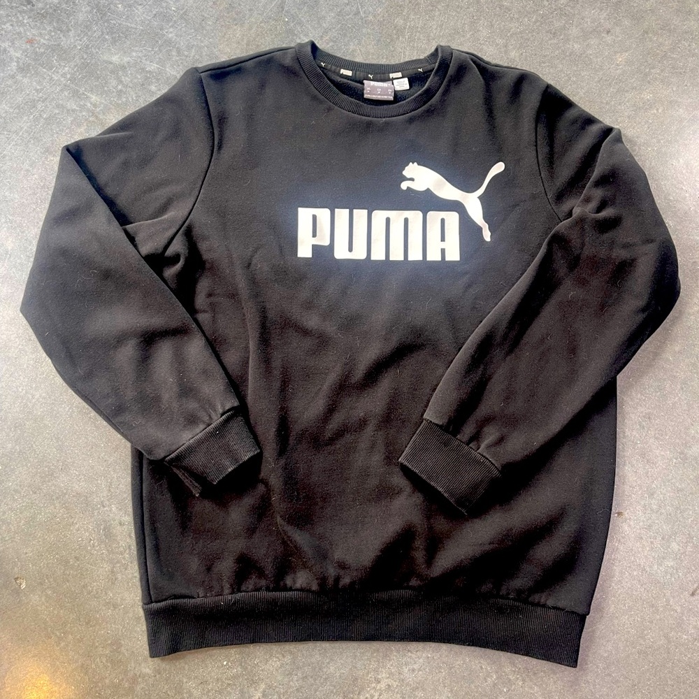 PUMA sweatshirt